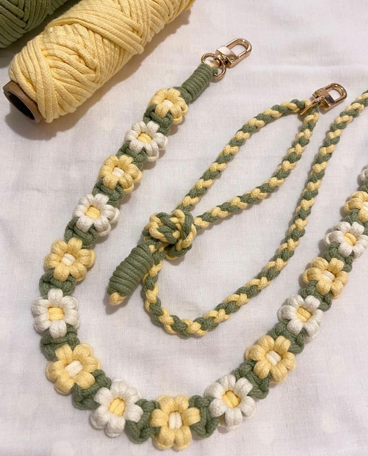 Handmade Daisy Macramé Phone Lanyard Set – Yellow & Sage Floral Strap with Wristlet